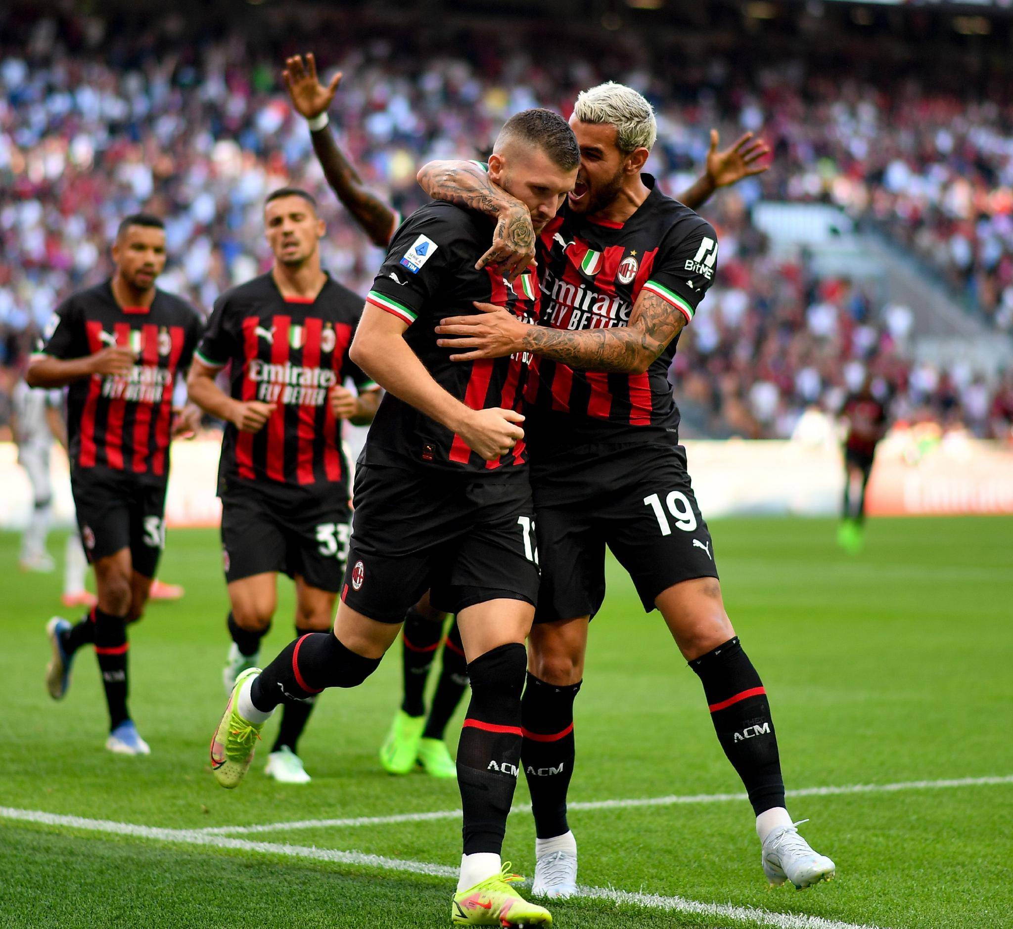 意大利杯今夜再迎强敌，拉齐奥主帅复盘，主帅态度——震撼外界，更衣室氛围转暖(莱切俱乐部对意大利杯的重视程度)-爱游戏体育入口